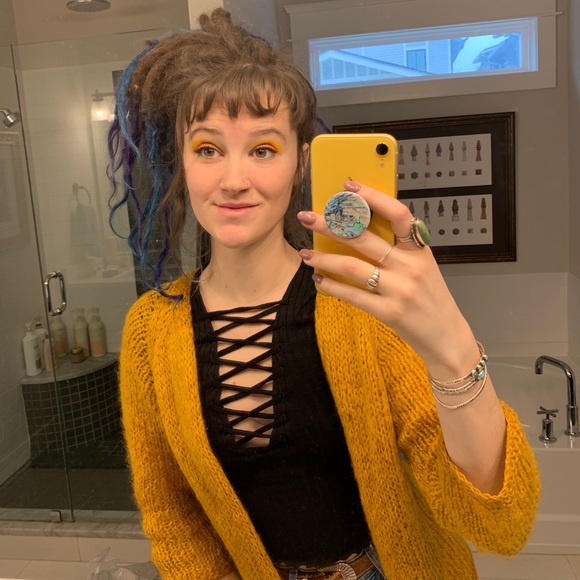 Meet your Posher, Jules - Picture 3 of 7